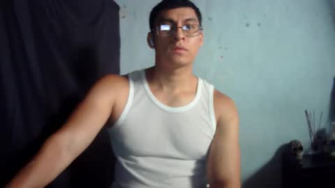 Snapshot of maurodirty chatting on June 7, 2026, 7:17 pm Mauro online show from June 7, 2026, 7:17 pm