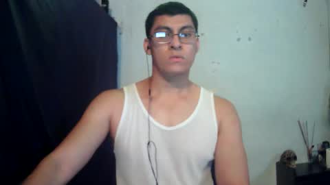 Snapshot of maurodirty chatting on June 8, 2026, 11:16 pm Mauro online show from June 8, 2026, 11:16 pm