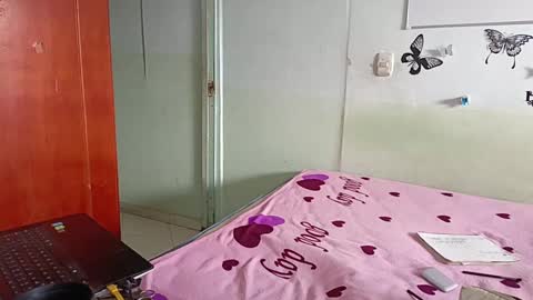 mauroluxandra online show from February 15, 2025, 3:28 pm