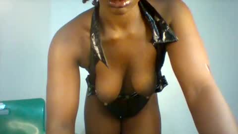 Maverlous pussy online show from February 19, 2026, 1:45 am