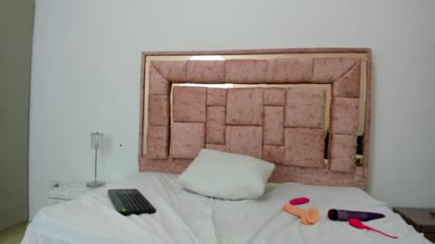 Snapshot of mavie_ivanova chatting on December 2, 2024, 11:18 pm mavie_ivanova online show from December 2, 2024, 11:18 pm