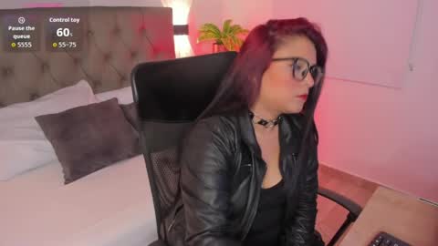 Snapshot of mavii_efe_ chatting on May 2, 2026, 7:19 pm mavii_efe_ online show from May 2, 2026, 7:19 pm