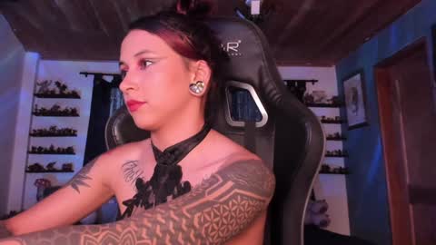 Hilary online show from January 22, 2025, 11:10 pm