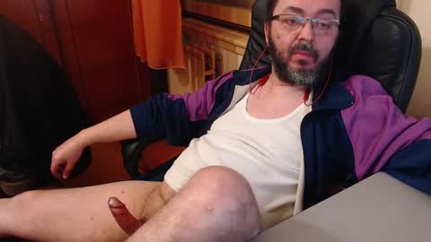 Max online show from December 8, 2024, 3:13 pm