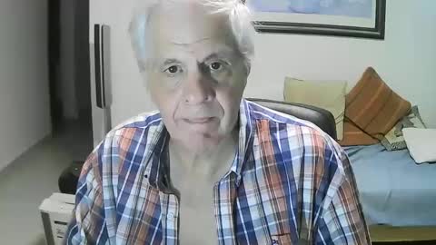 max_2017 online show from December 13, 2024, 12:31 am