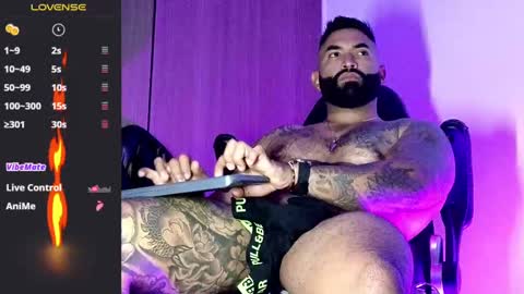 max__prada online show from September 16, 2025, 2:23 am