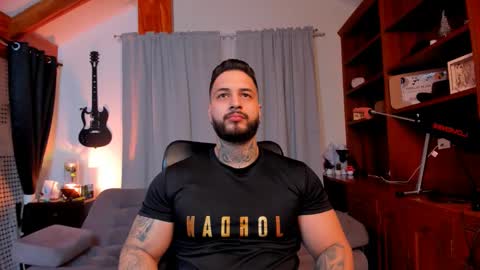 max D. online show from January 18, 2025, 12:04 pm