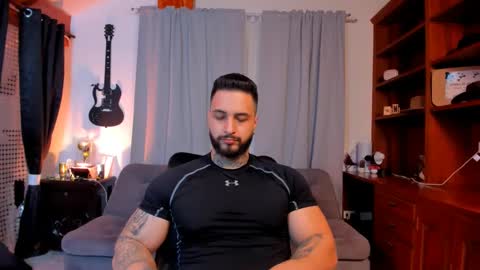 max D. online show from February 1, 2025, 4:35 am