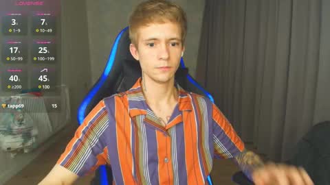 Snapshot of max_gen chatting on December 23, 2024, 11:49 pm Max Gen with tats 24years And Ethan without tats 20 years online show from December 23, 2024, 11:49 pm