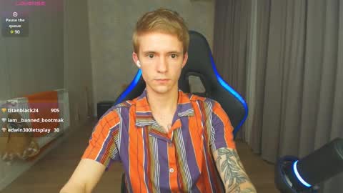 Snapshot of max_gen chatting on January 10, 2025, 8:37 pm Max Gen with tats 24years And Ethan without tats 20 years online show from January 10, 2025, 8:37 pm