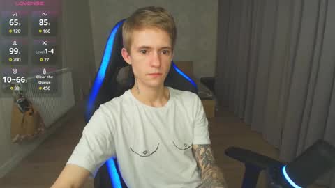 Snapshot of max_gen chatting on January 11, 2025, 8:32 pm Max Gen with tats 24years And Ethan without tats 20 years online show from January 11, 2025, 8:32 pm