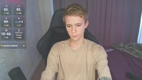 Snapshot of max_gen chatting on January 19, 2025, 12:17 pm Max Gen with tats 24years And Ethan without tats 20 years online show from January 19, 2025, 12:17 pm