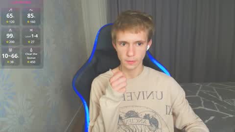 Snapshot of max_gen chatting on January 27, 2025, 10:38 pm Max Gen with tats 24years And Ethan without tats 20 years online show from January 27, 2025, 10:38 pm