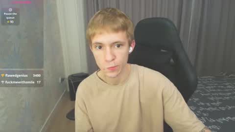 Snapshot of max_gen chatting on February 3, 2025, 2:03 am Max Gen with tats 24years And Ethan without tats 20 years online show from February 3, 2025, 2:03 am