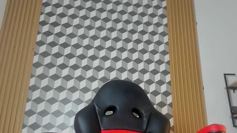 max_jowel online show from November 17, 2025, 2:06 am