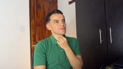 Max Lancaster online show from December 29, 2024, 2:17 am