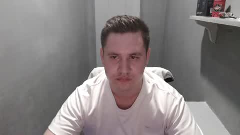 Snapshot of max_marlyn chatting on July 3, 2026, 6:25 pm Max Marlyn online show from July 3, 2026, 6:25 pm