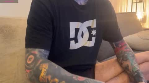    online show from February 5, 2026, 6:51 am