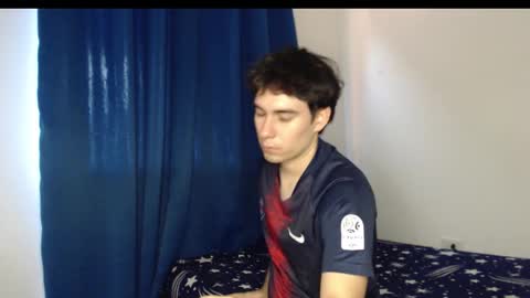 max_snow1616 online show from October 8, 2025, 2:04 pm