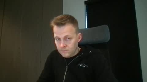 Max take off clothes online show from February 24, 2025, 7:22 am