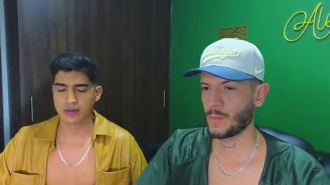 Snapshot of max_tayloor chatting on February 14, 2025, 11:42 pm Max Taylor online show from February 14, 2025, 11:42 pm