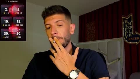 Snapshot of max_tayloor chatting on November 9, 2025, 2:10 am Max Taylor online show from November 9, 2025, 2:10 am