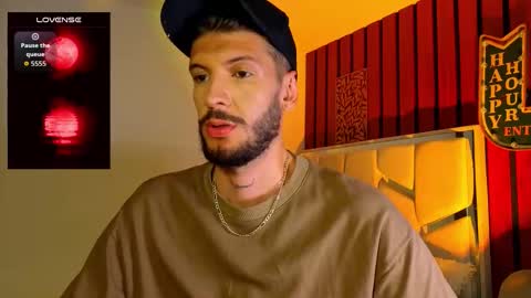 Snapshot of max_tayloor chatting on November 22, 2025, 1:15 am Max Taylor online show from November 22, 2025, 1:15 am