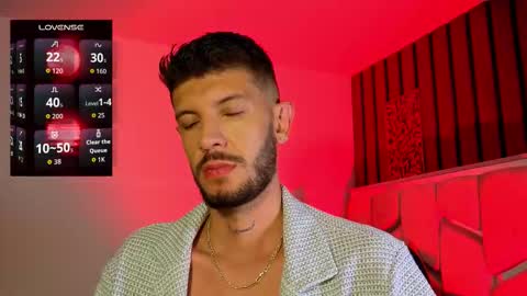 Snapshot of max_tayloor chatting on November 26, 2025, 12:44 am Max Taylor online show from November 26, 2025, 12:44 am