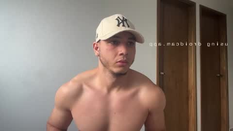 Snapshot of max_valiant1 chatting on May 12, 2026, 11:40 am max_valiant1 online show from May 12, 2026, 11:40 am