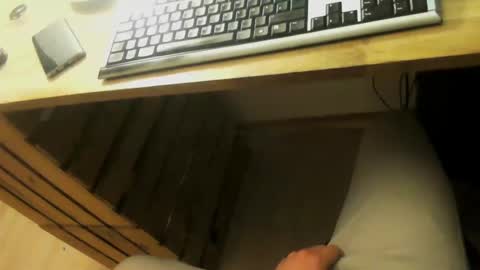 maxcamlove online show from March 12, 2025, 10:39 pm