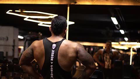 Maxcarther online show from February 9, 2025, 8:24 pm