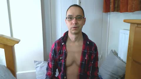 Max Davies online show from February 1, 2026, 4:00 am