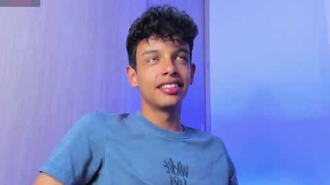 Max  online show from March 28, 2026, 1:05 am