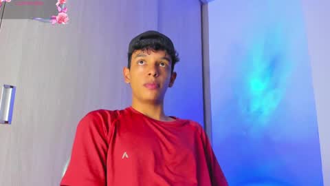 Max  online show from April 19, 2026, 9:28 pm