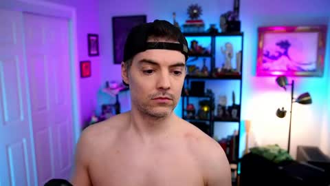 Snapshot of maxhughes chatting on April 12, 2026, 2:27 am Max Hughes online show from April 12, 2026, 2:27 am