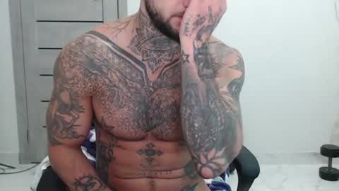 Snapshot of maxi_foxxx chatting on June 19, 2026, 7:01 am Maximus Fox online show from June 19, 2026, 7:01 am