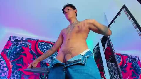 Snapshot of maxi_g chatting on September 17, 2025, 4:41 pm Maxi online show from September 17, 2025, 4:41 pm