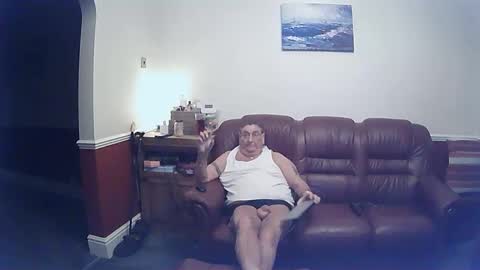 MAX online show from February 9, 2025, 11:57 pm