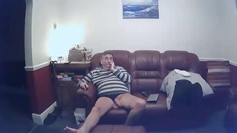 MAX online show from February 26, 2025, 9:48 pm