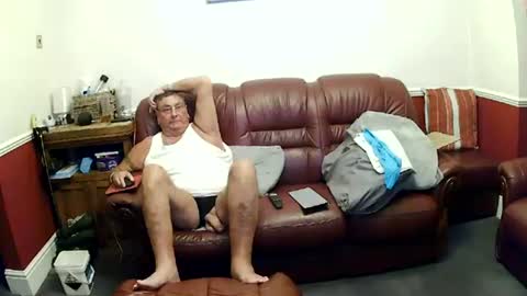 MAX online show from July 1, 2026, 10:09 pm