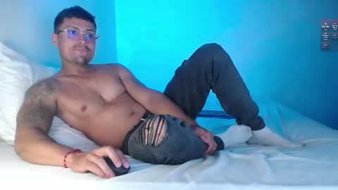 MAXI      online show from February 26, 2025, 9:42 am