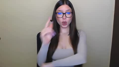 Joanna online show from December 5, 2024, 12:11 pm