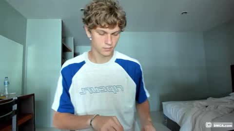 maxim burn online show from April 22, 2026, 6:49 am