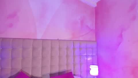 maxim online show from October 4, 2025, 7:06 am