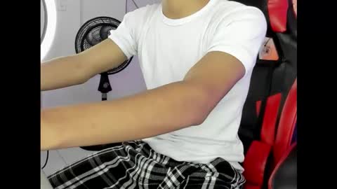 Maximiliano online show from November 6, 2025, 3:02 pm