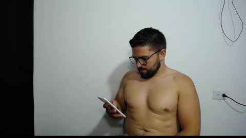 Snapshot of maximo_2000 chatting on February 25, 2025, 1:41 am maximo_2000 online show from February 25, 2025, 1:41 am