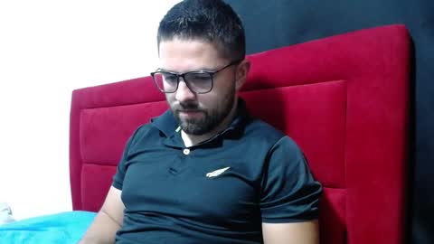 Snapshot of maximo_2000 chatting on October 28, 2025, 11:51 pm maximo_2000 online show from October 28, 2025, 11:51 pm