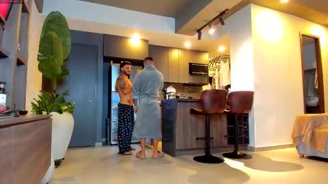 maximo_and_marcelo online show from February 20, 2026, 11:11 am