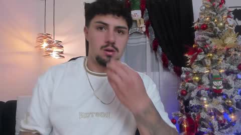 Maximo online show from December 5, 2024, 8:33 am