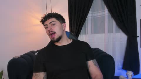 Maximo online show from January 27, 2025, 6:09 am